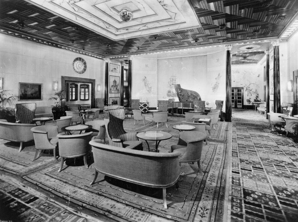 Svenska Amerika Linien Första klassens sällskapsrum på M/S KUNGSHOLM. Foto: Gösta Lidén/Sjöhistoriska Museet 