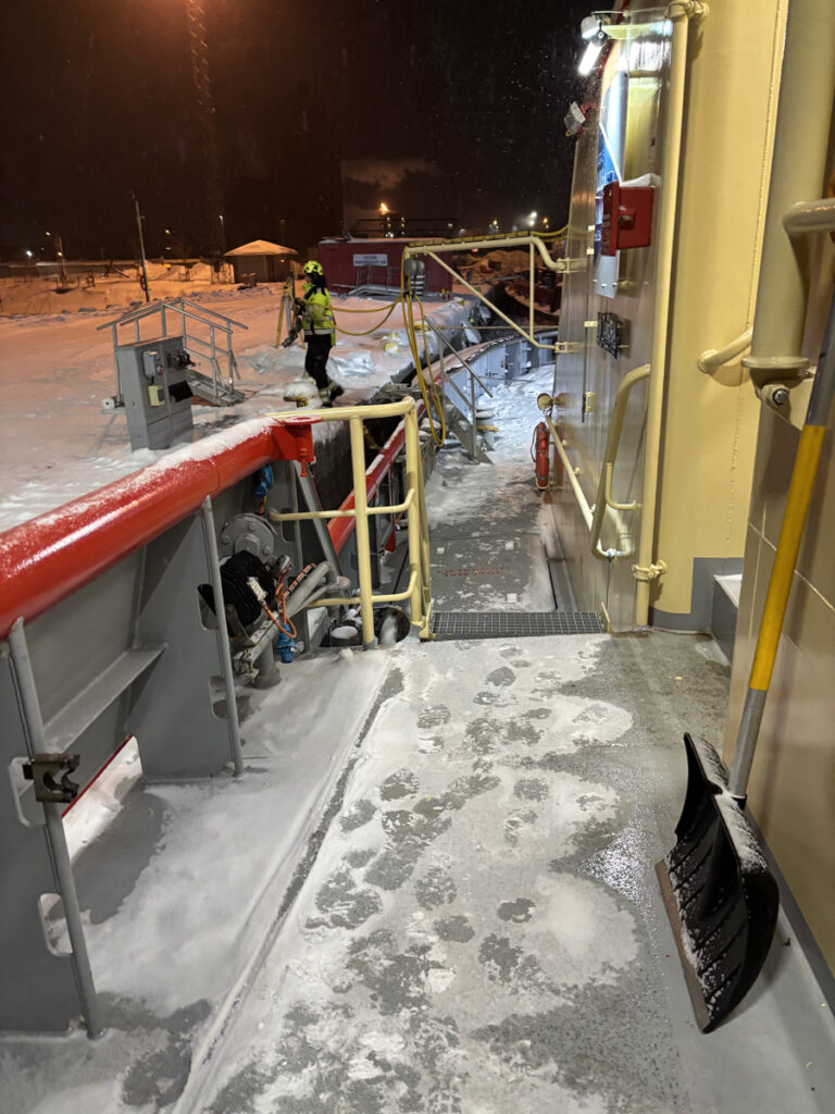 Luleå bogserbåt Luleå hamn is vinter Vilja